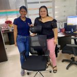 Entrega sillas ergonómicas a funcionarios de la entidad (4)